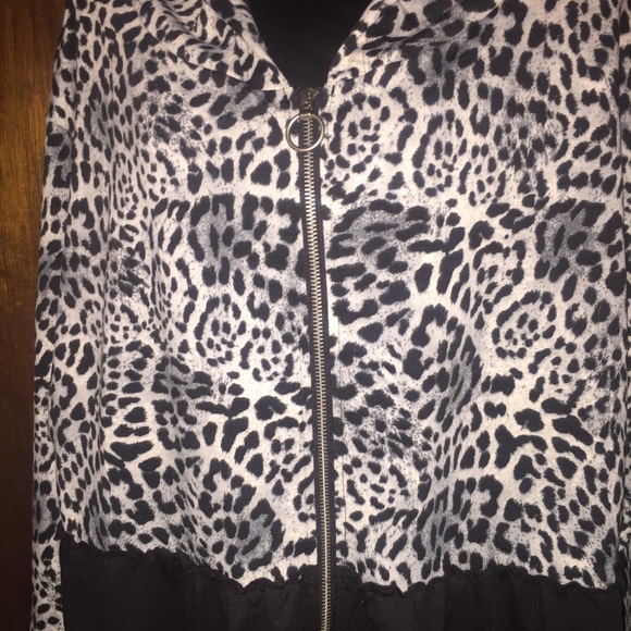 NWT plus size zip up hoodie - Picture 2 of 5